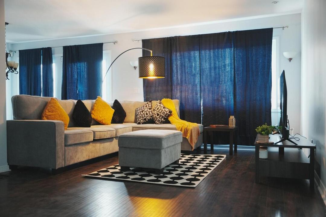 Photo of Livingroom in Barrie