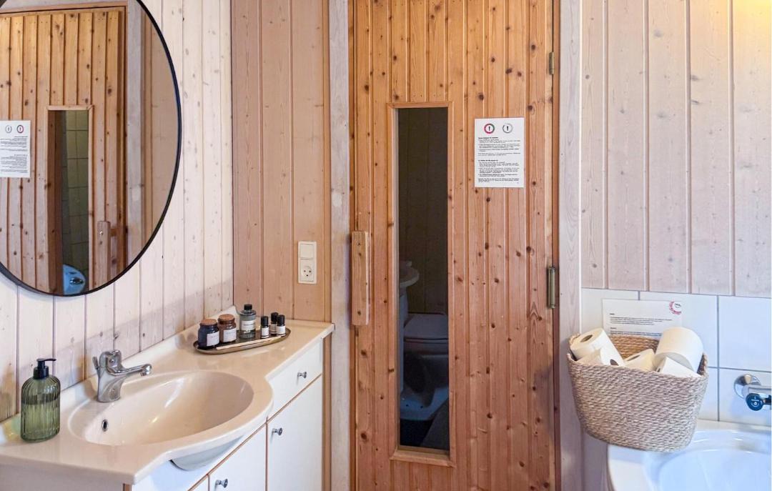 Photo of Bathroom in Tuen