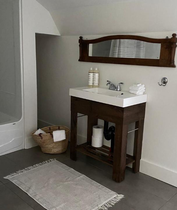 Photo of Bathroom in Stanbridge East