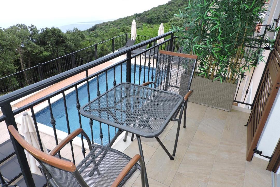 Photo of Patio Balcony in Mosenice