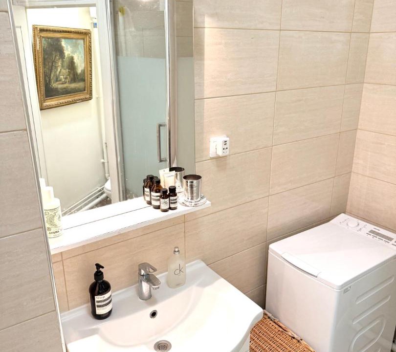 Photo of Bathroom in Vivienne