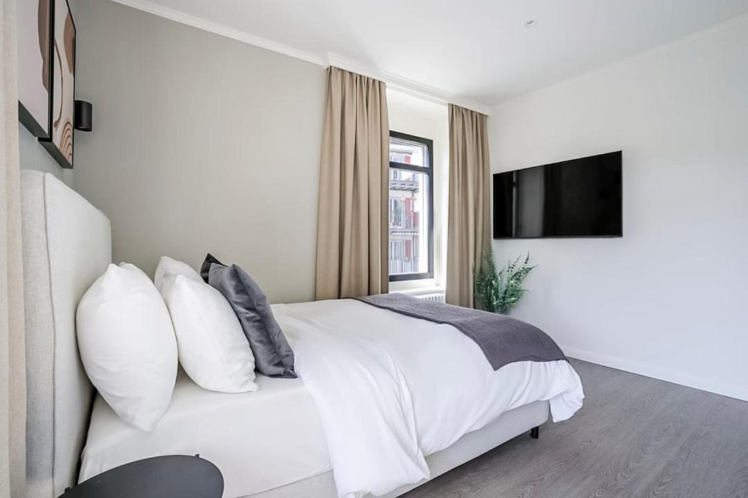 Photo of Bedroom in Hard
