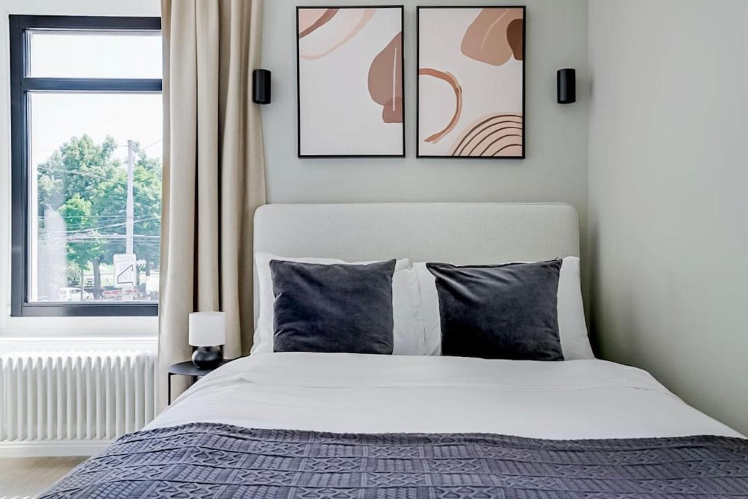 Photo of Bedroom in Hard