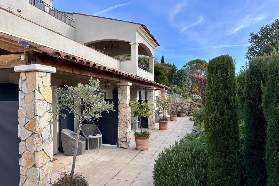 Photo of Others in Mougins