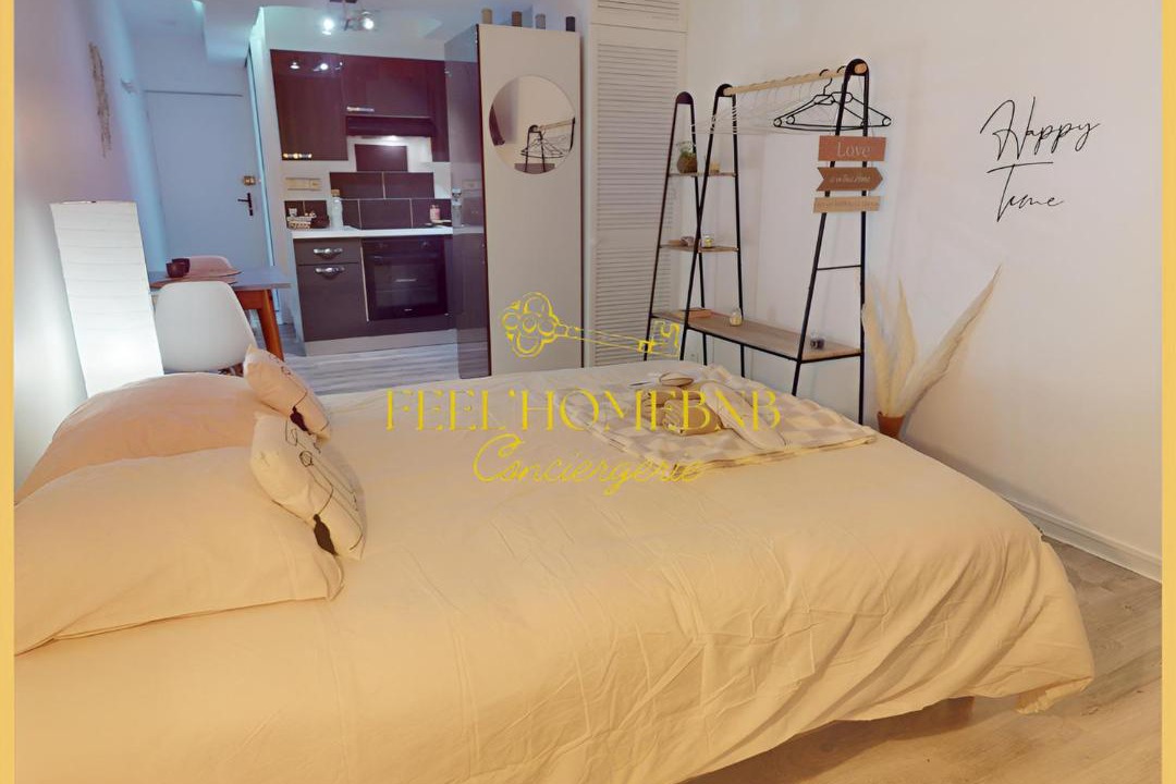 Photo of Bedroom in Saint-Pierre - Rene II - Bonsecours