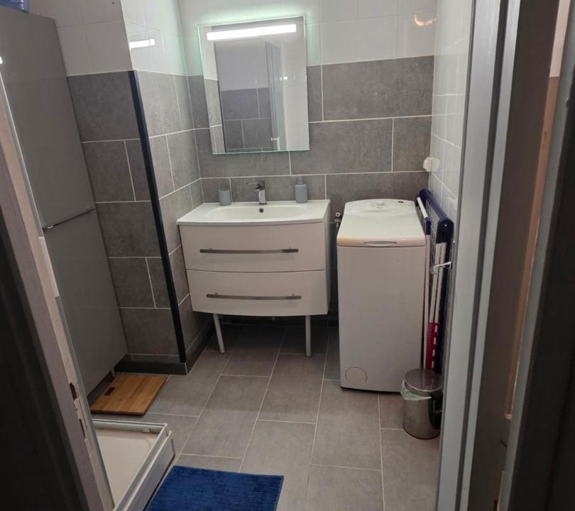 Photo of Bathroom in Notre-Dame