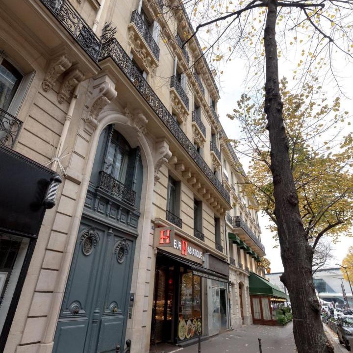 Photo of Others in Porte-Dauphine