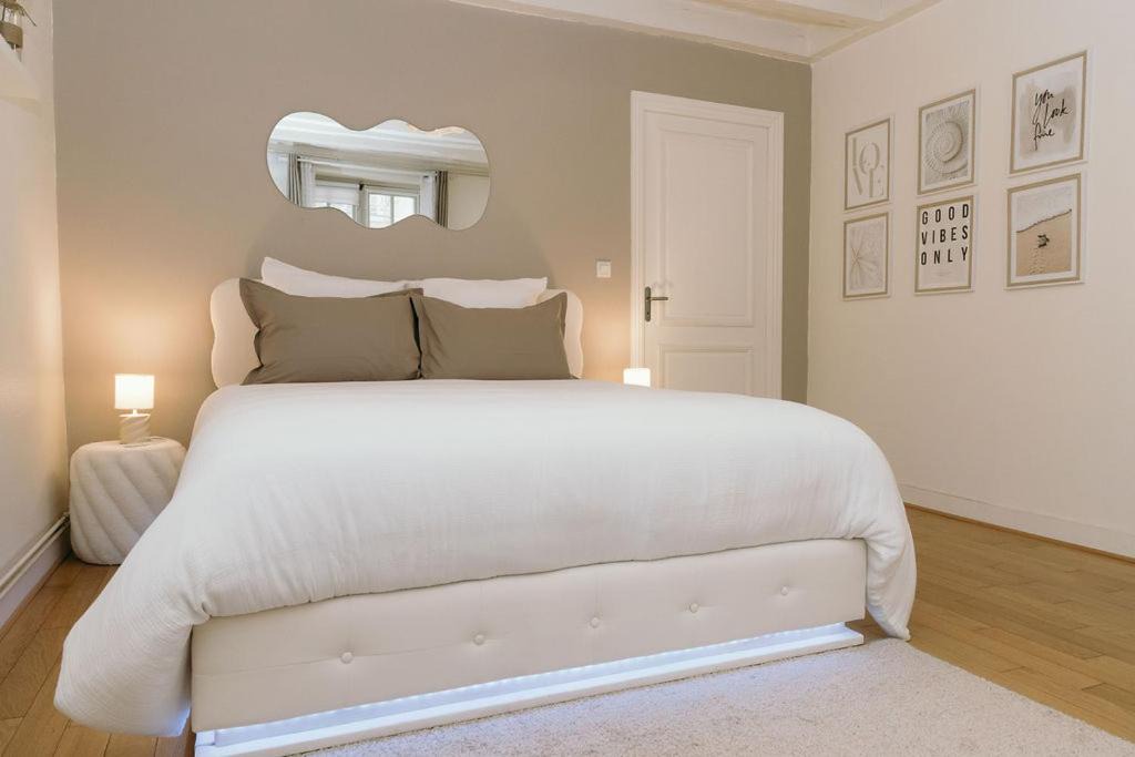 Photo of Bedroom in Saumur