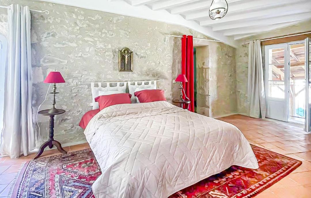Photo of Bedroom in Les Esseintes