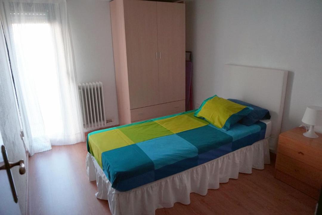 Photo of Bedroom in Alujan