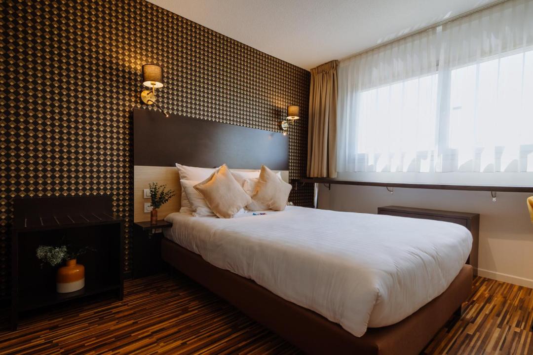Photo of Bedroom in Saint - Martin - du - Touch