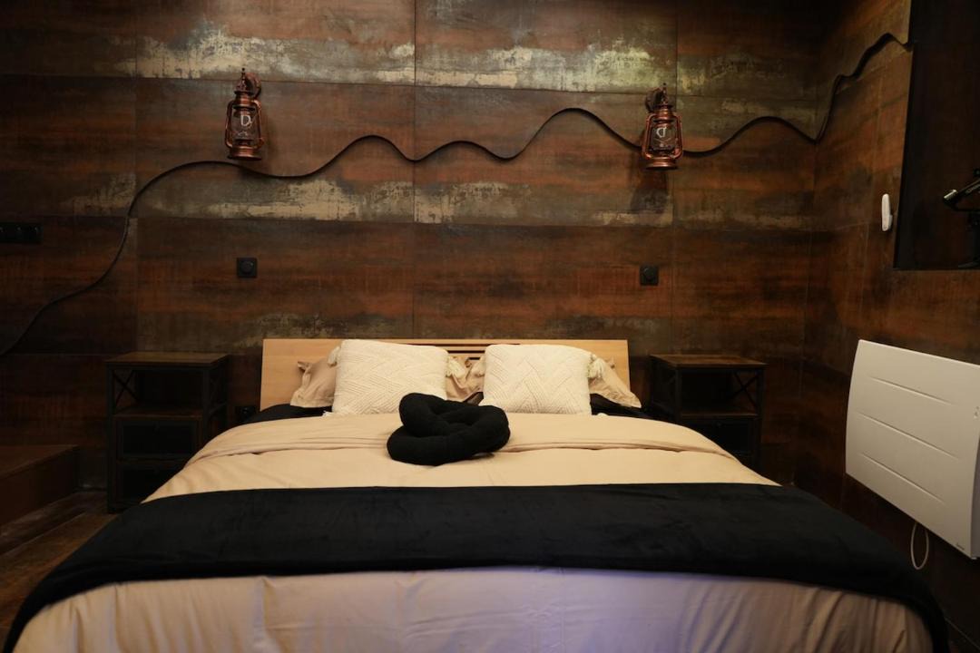 Photo of Bedroom in Boulogne-sur-Mer