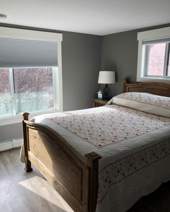 Photo of Bedroom in Redstone