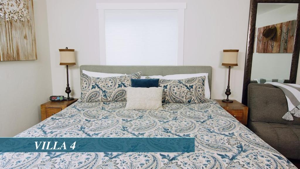 Photo of Bedroom in Redstone