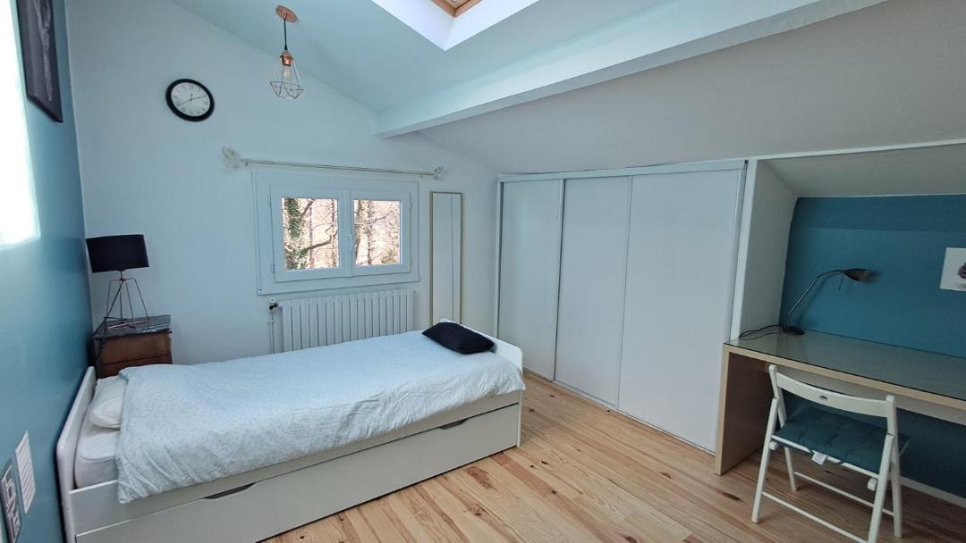 Photo of Bedroom in Leognan