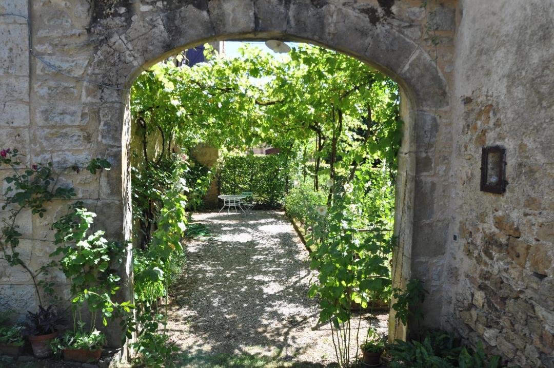 Photo of Others in Autoire