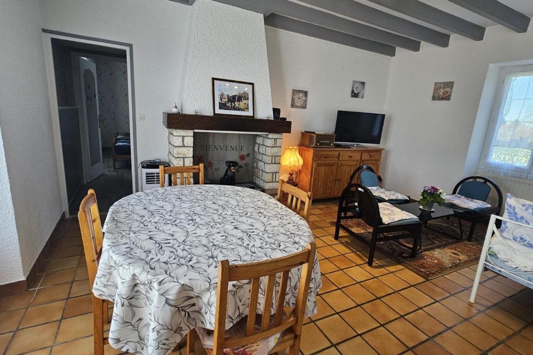 Photo of Others in Saint-Martin-l'Ars