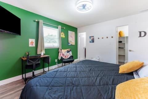 Photo of Bedroom in New Malibu