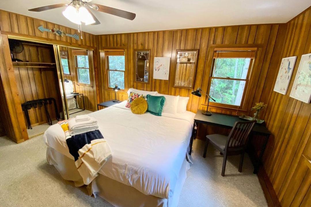 Photo of Bedroom in Maggie Valley