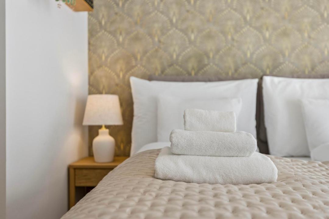 Photo of Bedroom in Center
