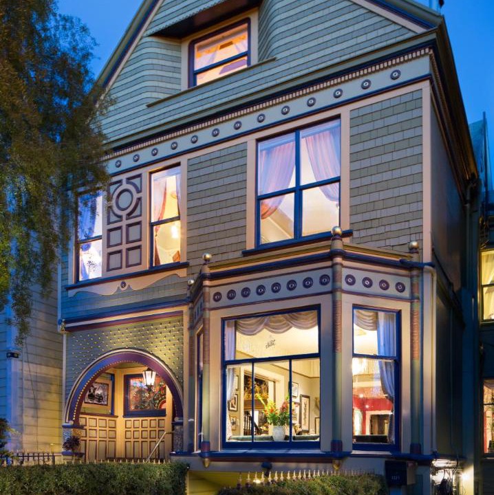 Photo of Others in La Lengua