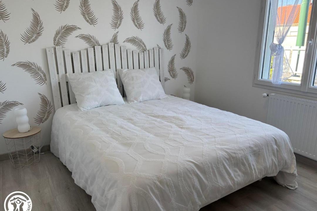 Photo of Bedroom in L'Ile-d'Elle