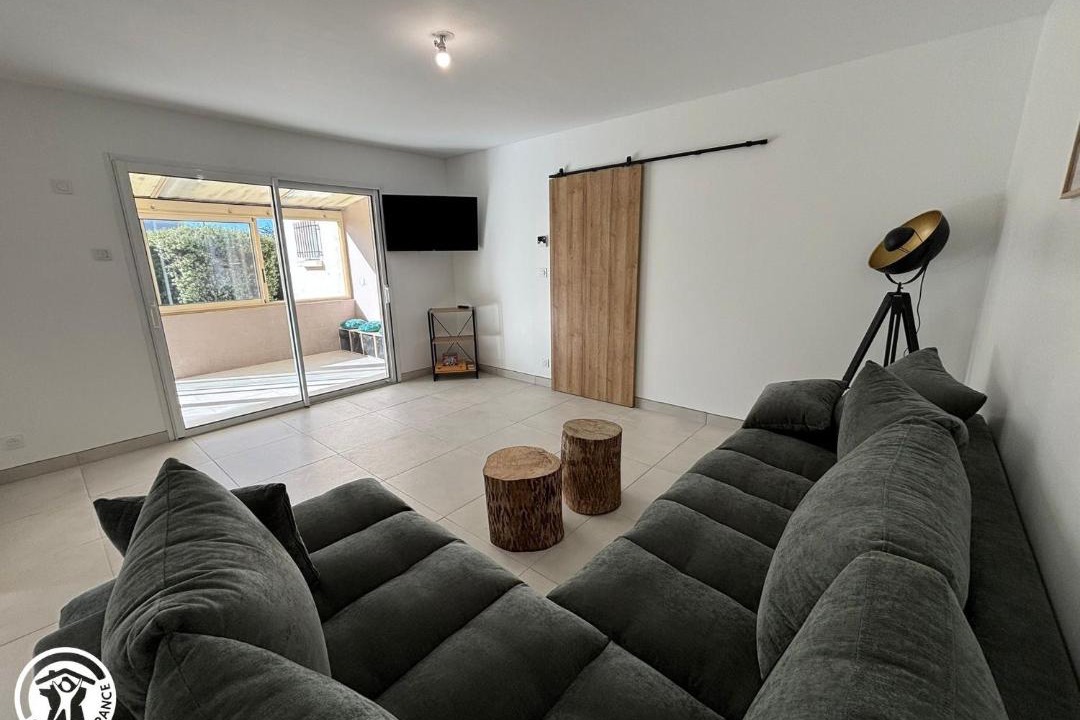 Photo of Livingroom in L'Ile-d'Elle