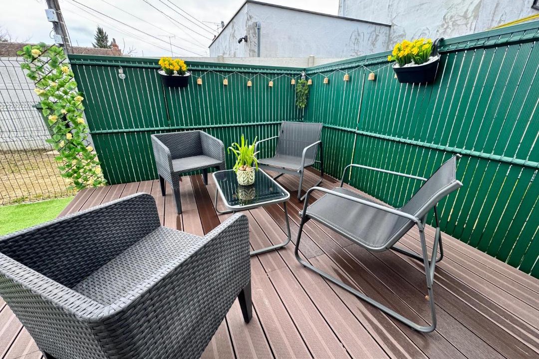 Photo of Patio Balcony in Orleans