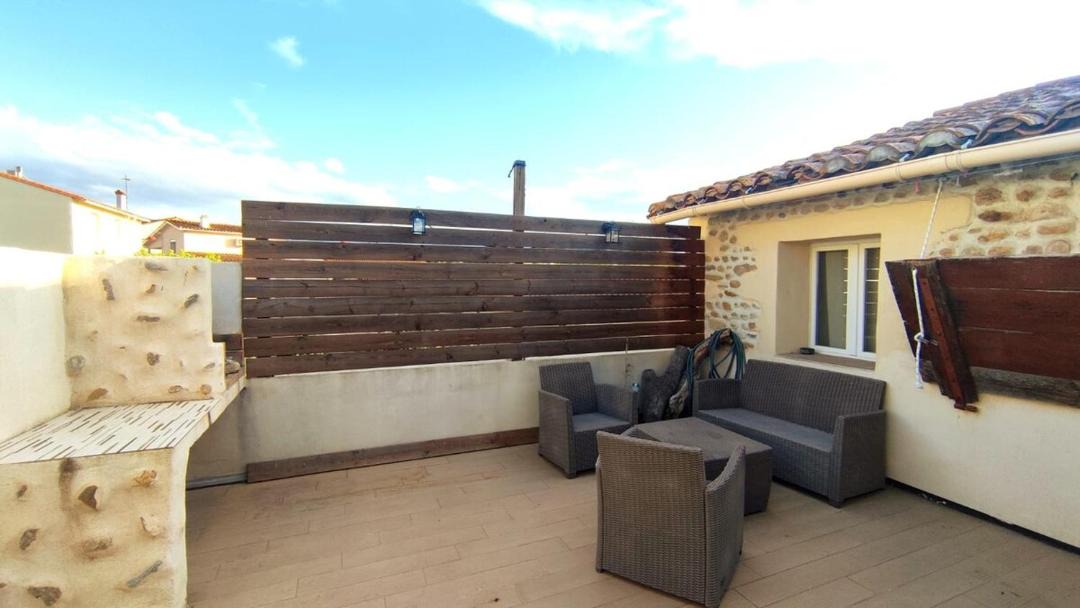 Photo of Patio Balcony in Brouilla