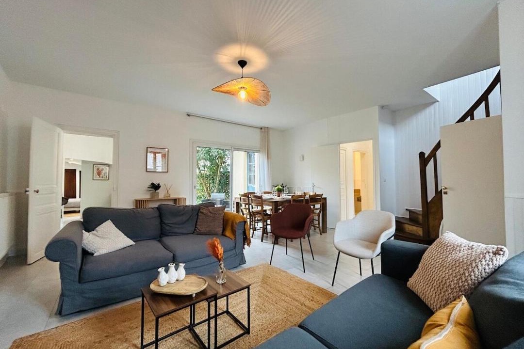 Photo of Livingroom in Madeleine - Saint-Leonard