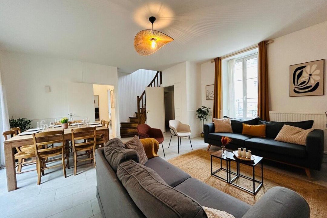 Photo of Livingroom in Madeleine - Saint-Leonard