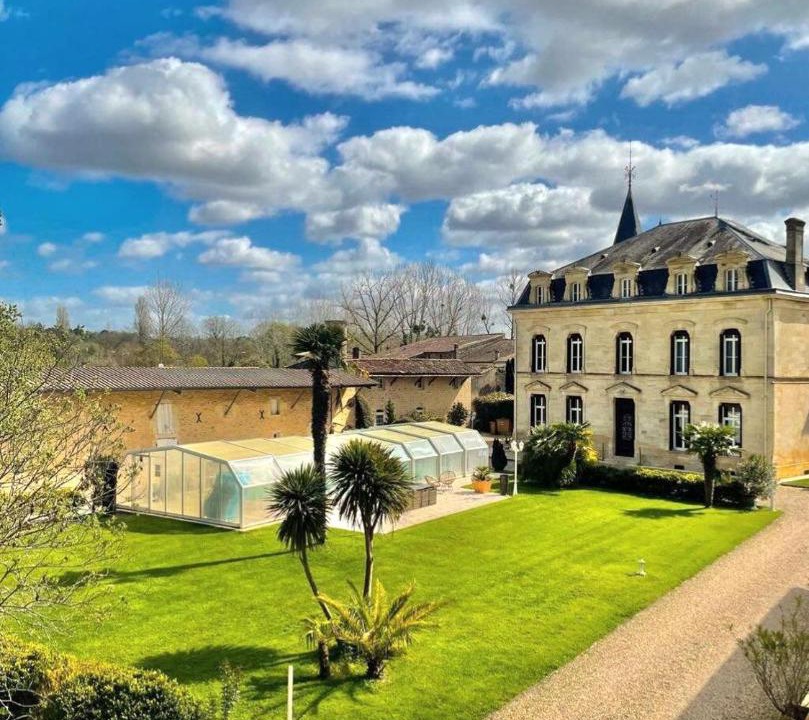 Photo of Others in Eyrans