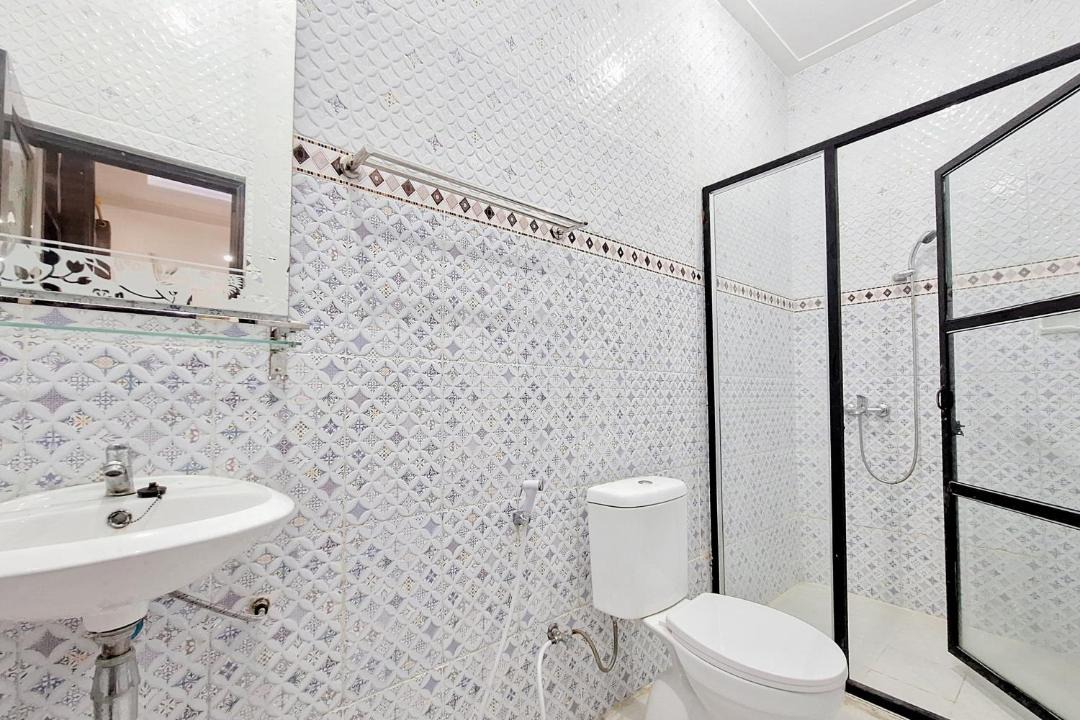 Photo of Bathroom in Cisarua
