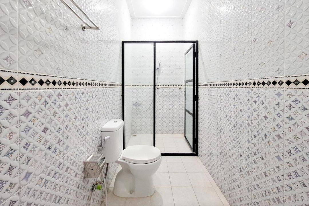 Photo of Bathroom in Cisarua