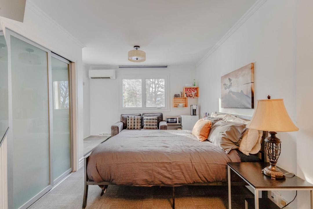 Photo of Bedroom in Saint-Romuald