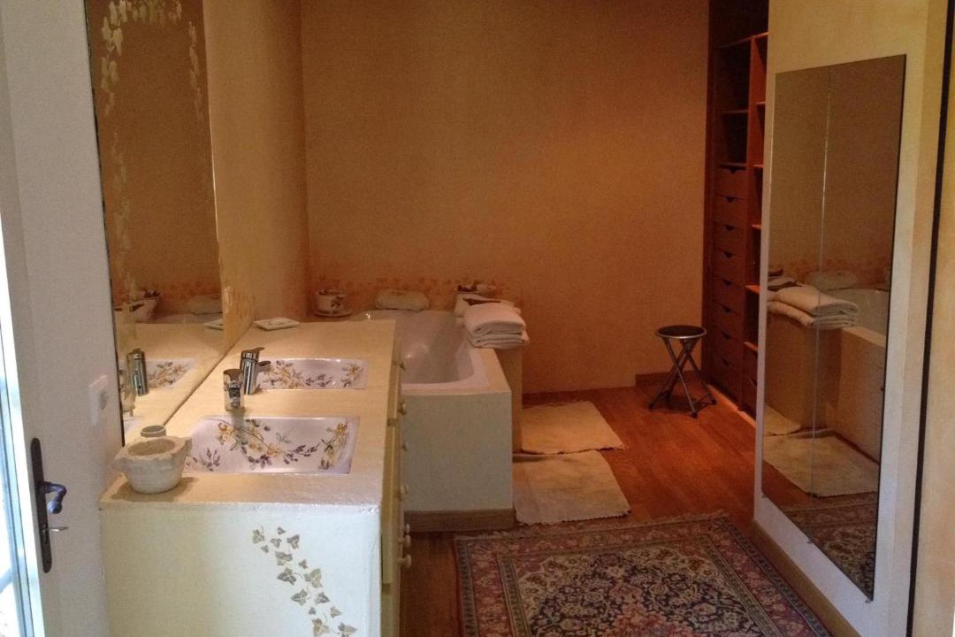 Photo of Bathroom in La Celle-sous-Gouzon