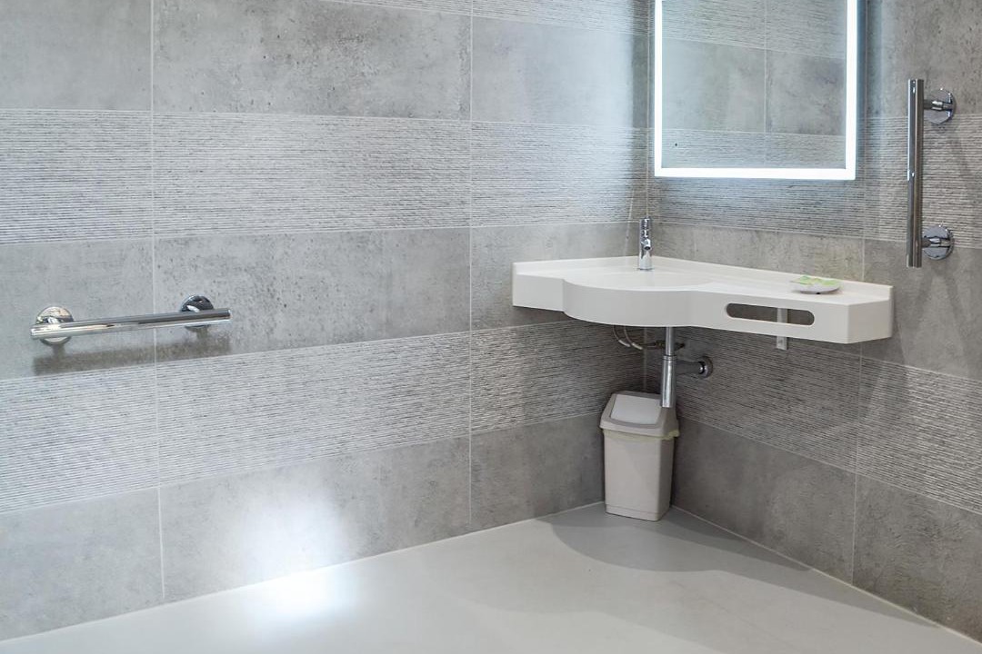 Photo of Bathroom in Margam