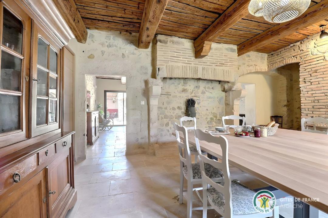 Photo of Kitchen in Saint-Remeze