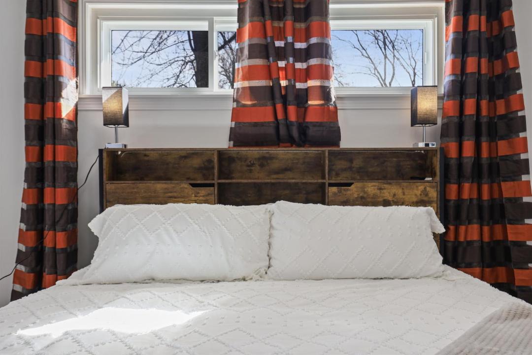Photo of Bedroom in Des Plaines