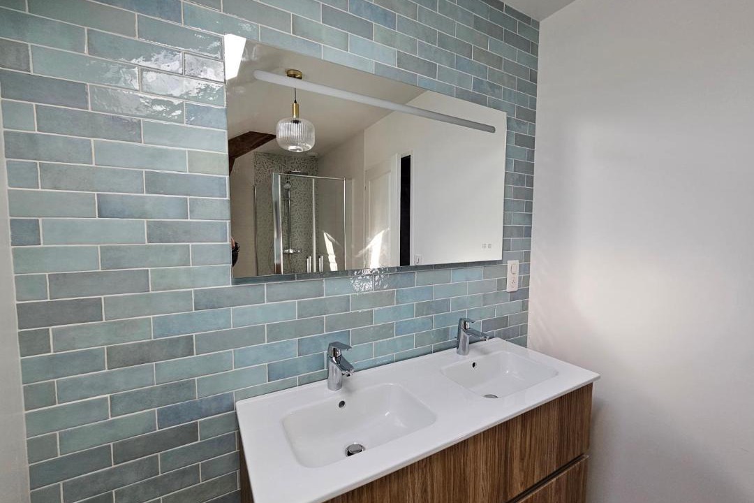 Photo of Bathroom in Mainsat