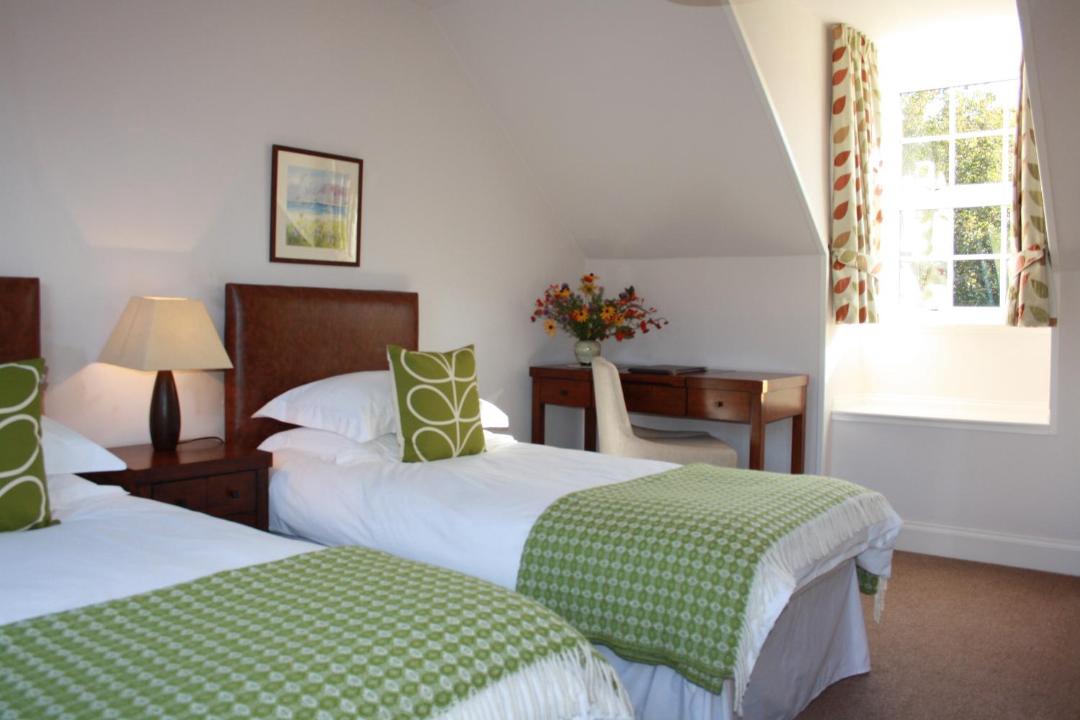 Photo of Others in Dollar