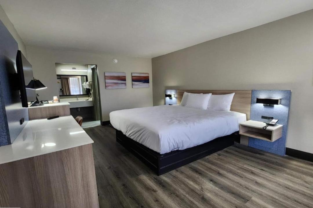 Photo of Bedroom in Lafayette