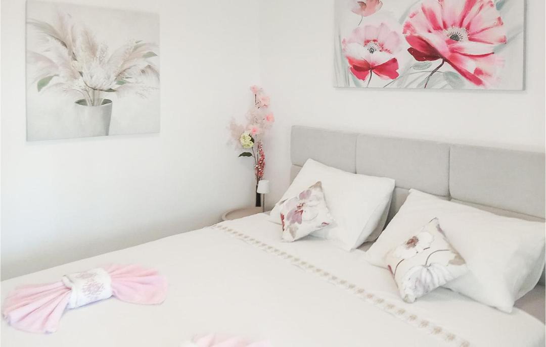 Photo of Bedroom in Dobrinj