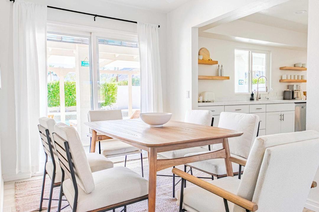 Photo of Kitchen in Racquet Club Estates