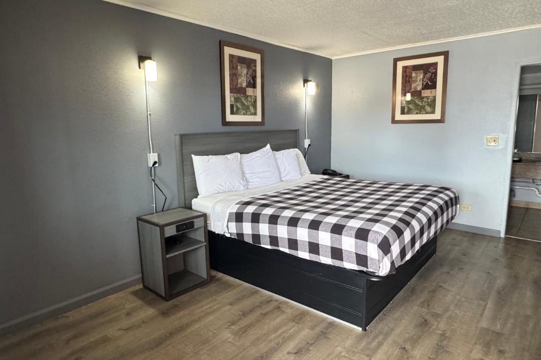 Photo of Bedroom in Broadview