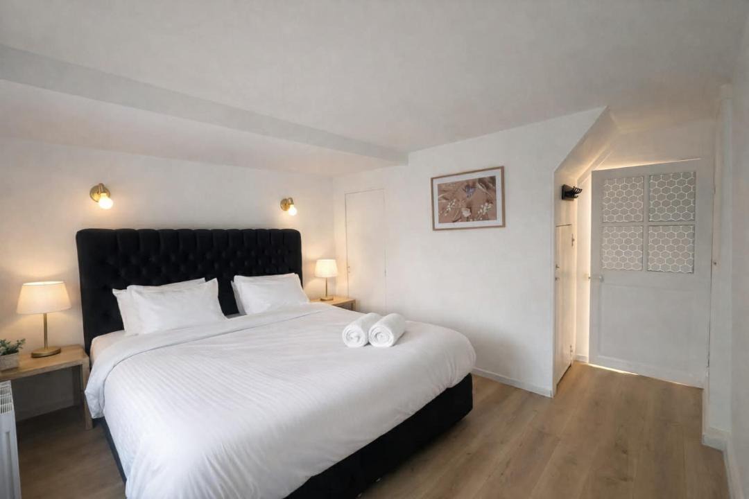 Photo of Bedroom in Sainte-Anne - Faubourg Noyon
