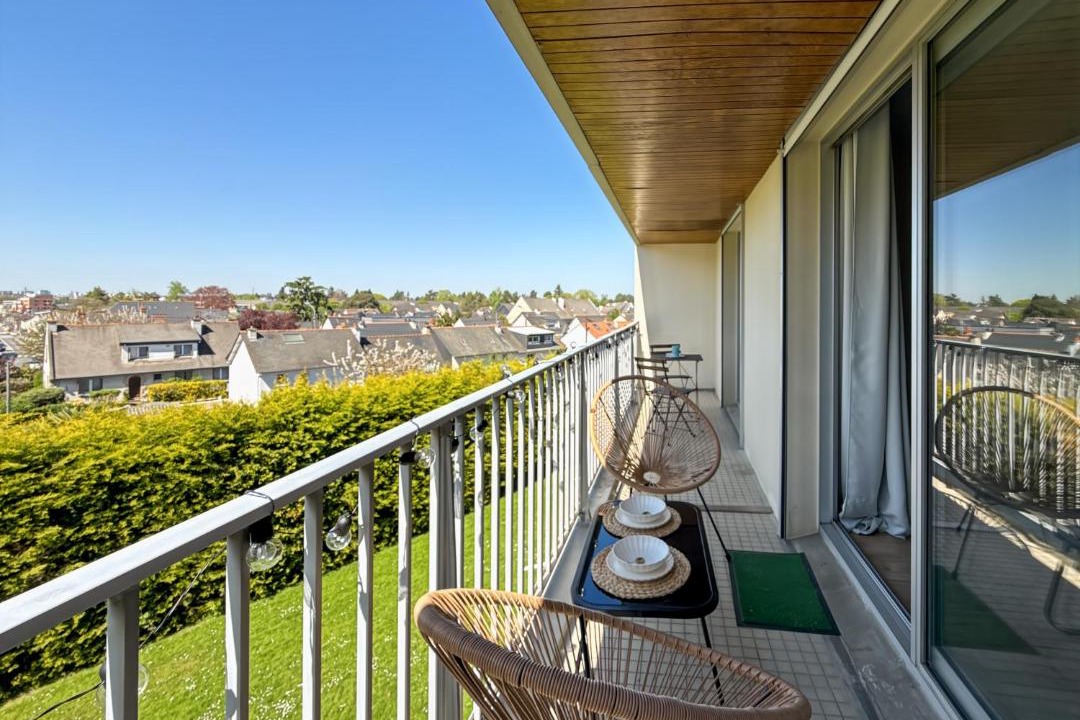 Photo of Patio Balcony in Quartier Francisco-Ferrer - Landry - Bourgeois - Poterie