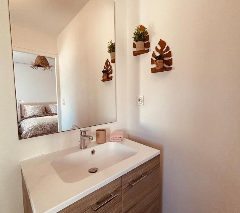 Photo of Bathroom in Nieul-sur-Mer