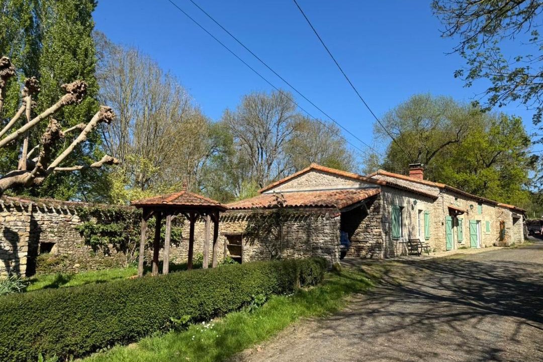 Photo of Others in Saint-Vincent-Sterlanges