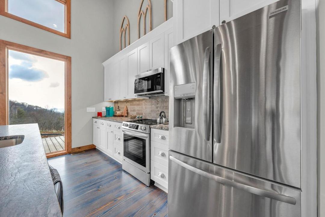Photo of Kitchen in West Jefferson
